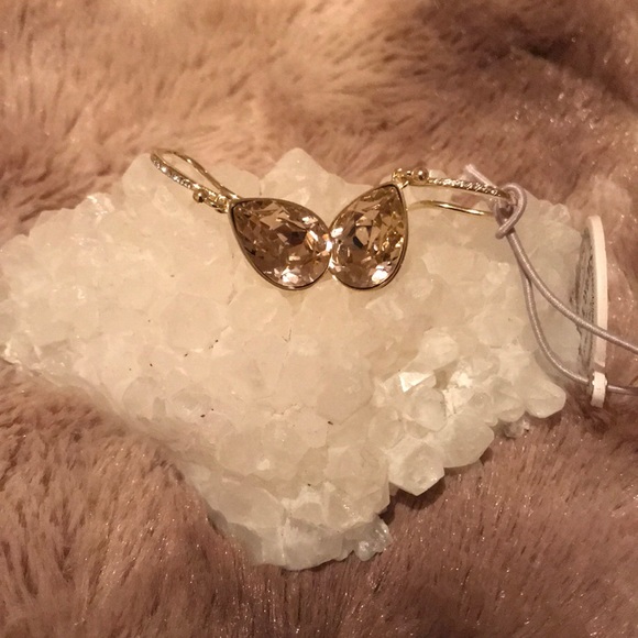 Pink Swarovski Crystals Earings - Picture 3 of 7